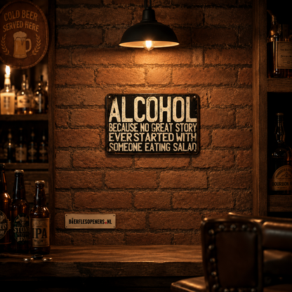 Metalen mancave bord 30x20cm – vintage retro stijl – tekst: Alcohol because no great story ever started with someone eating salad