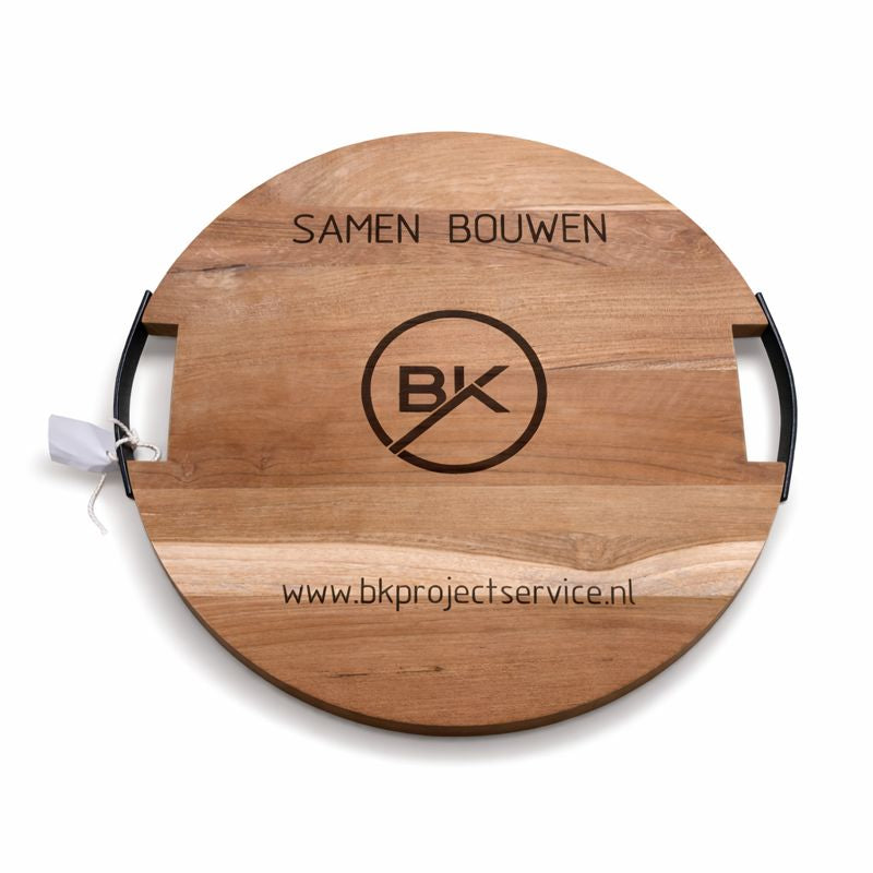 Teakhouten serveerplank rond met handvaten close-up