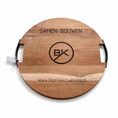 Teakhouten serveerplank rond met handvaten close-up